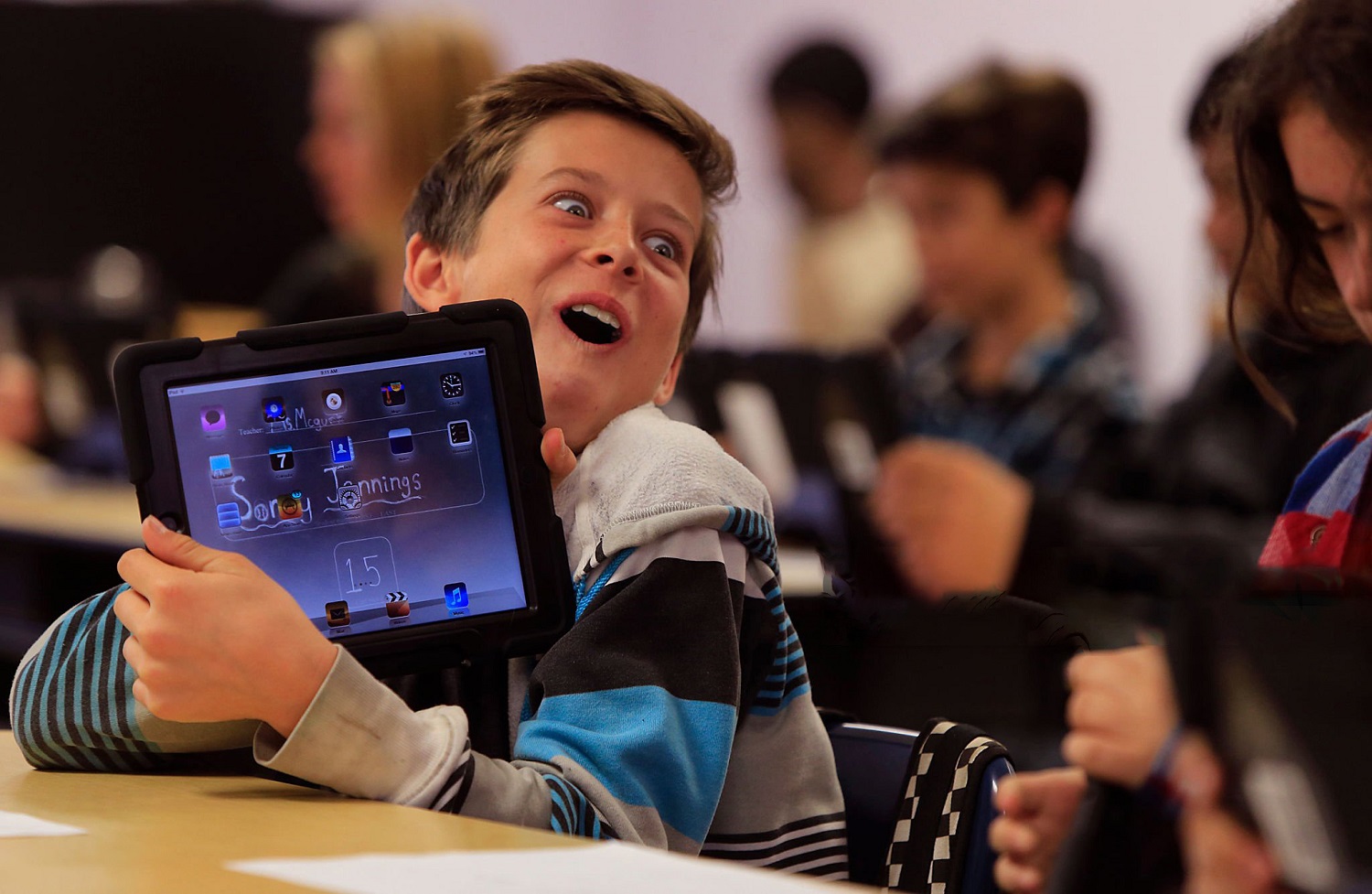 young Americans devoured and ruined by technology